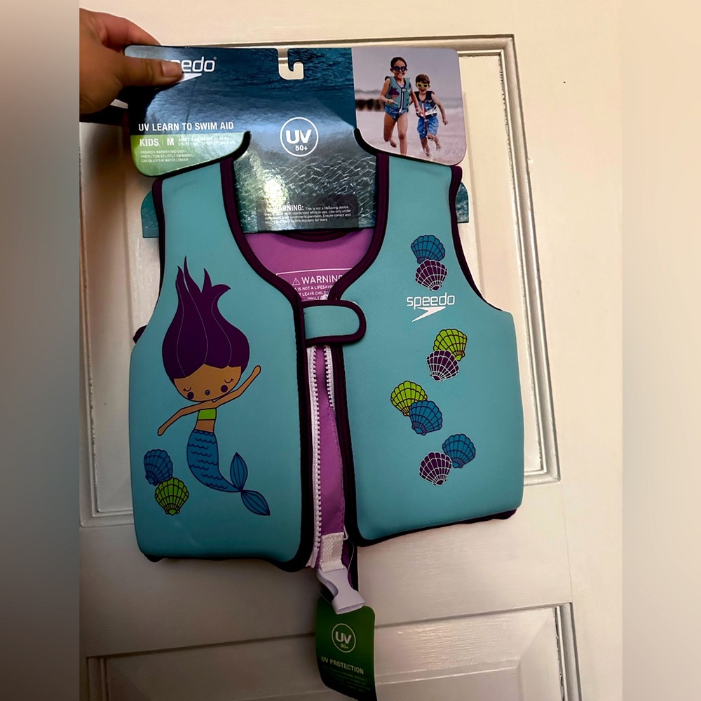 Speedo Swimming life vest